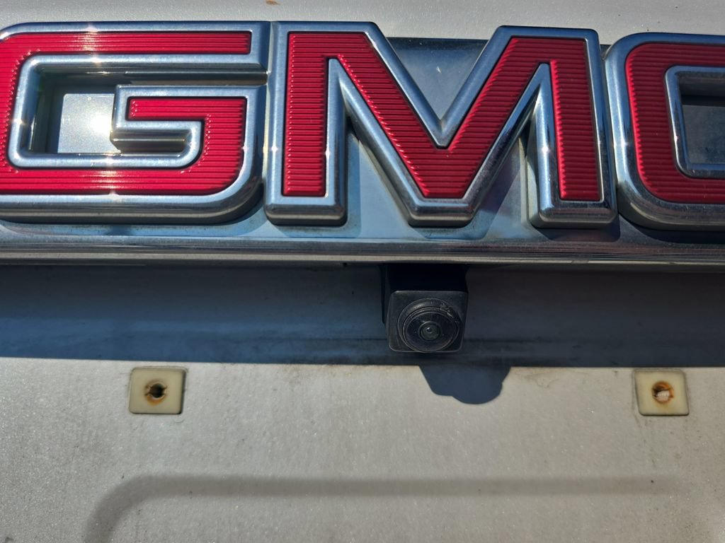 Used 2018 GMC Acadia Denali w/ Technology Package FWD image 11