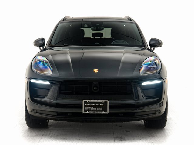 Certified 2025 Porsche Macan image 30