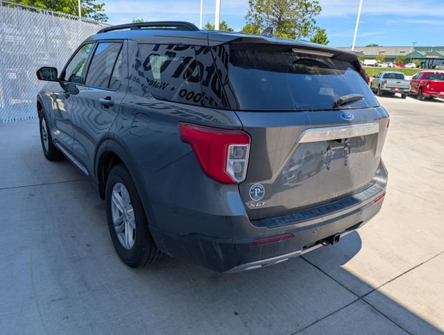 Used 2020 Ford Explorer XLT w/ Equipment Group 202A AWD/4WD image 14