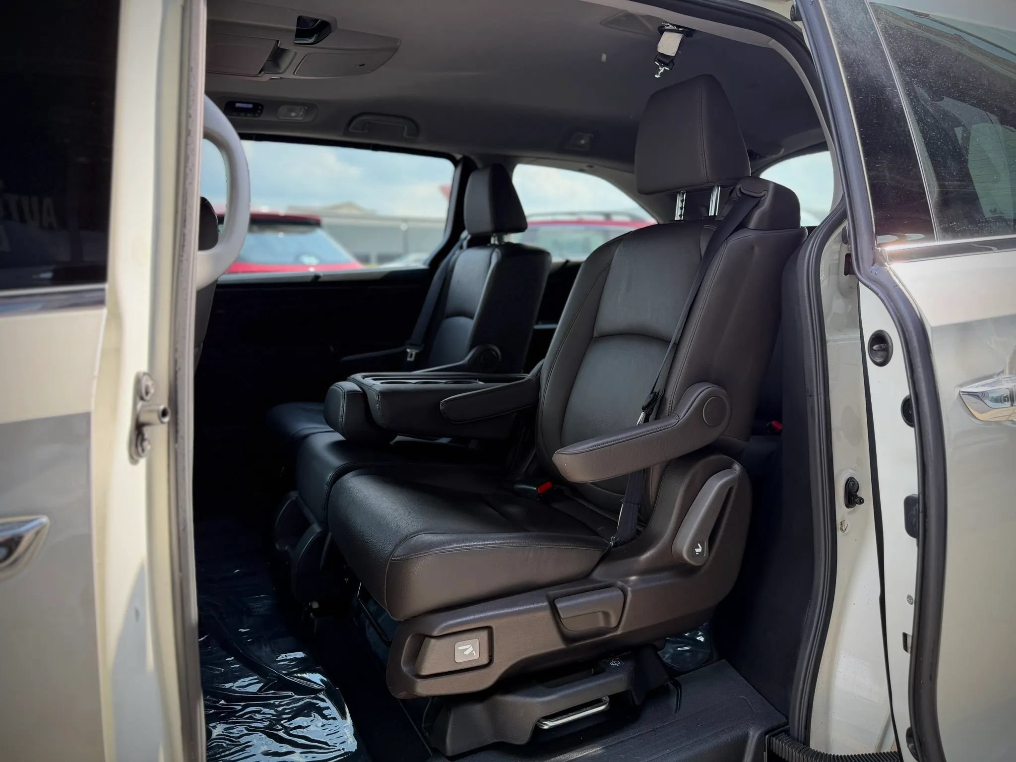 Used 2018 Honda Odyssey Elite image 20