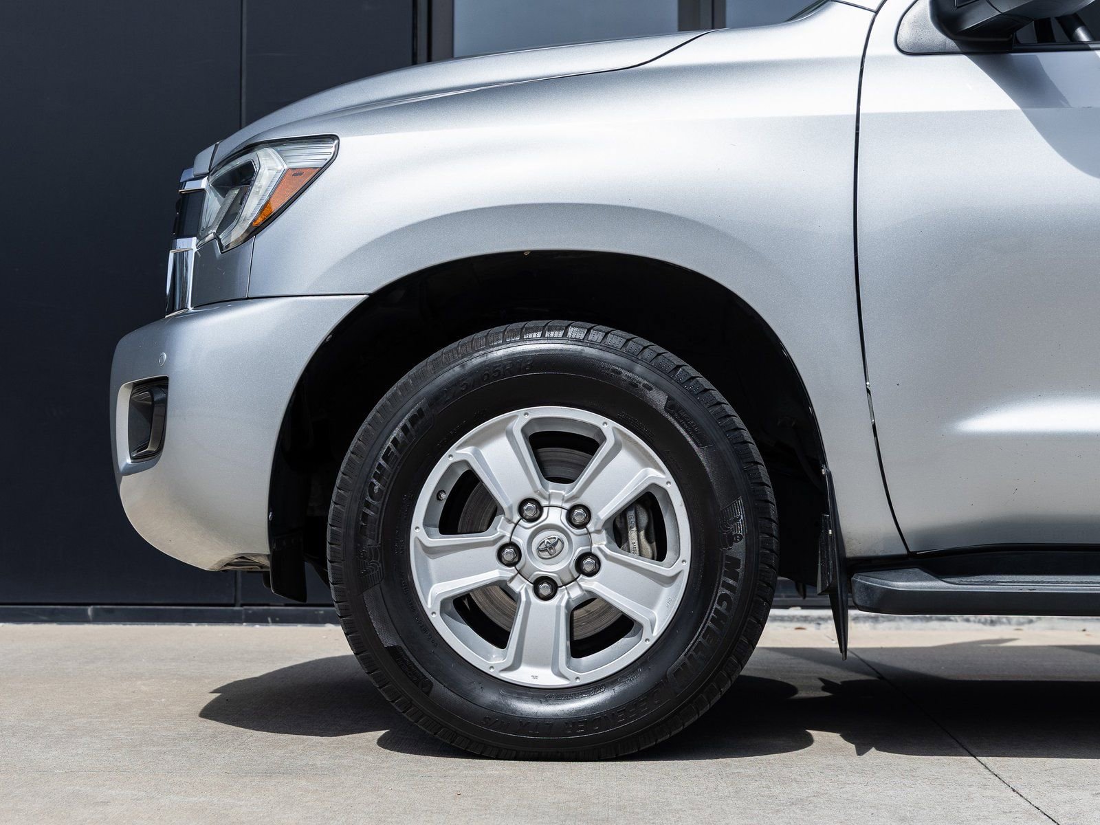 Used 2020 Toyota Sequoia SR5 image 11