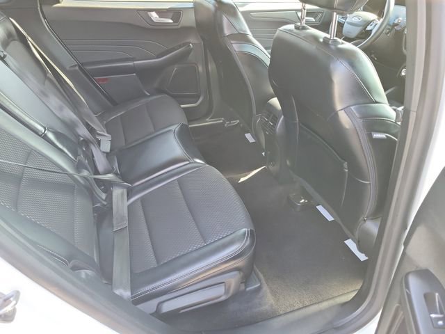 Certified 2024 Ford Escape SE FWD image 19
