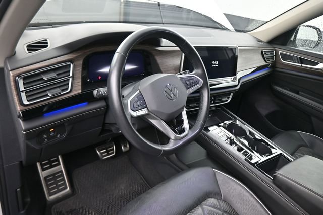 Used 2024 Volkswagen Atlas SEL Premium R-Line AWD/4WD image 36