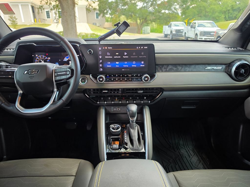Used 2025 Chevrolet Colorado ZR2 AWD/4WD image 15