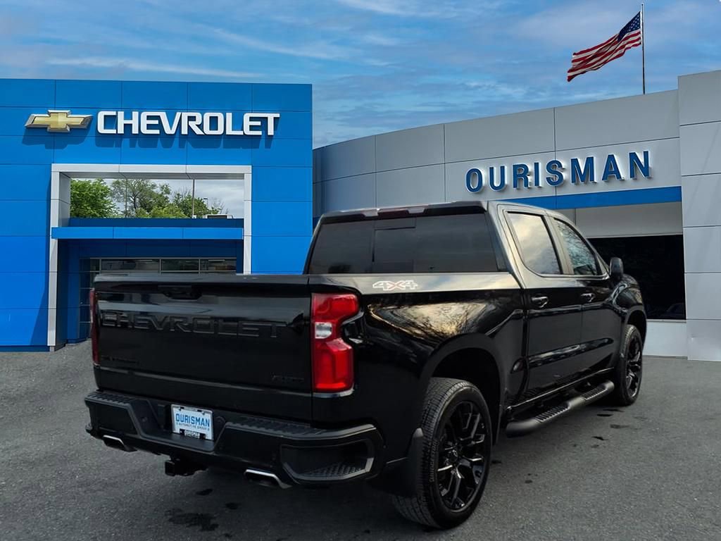 Used 2023 Chevrolet Silverado 1500 RST w/ Convenience Package II image 3