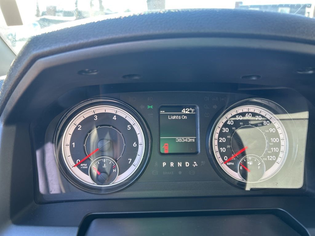 Used 2024 RAM 1500 Classic SLT image 16