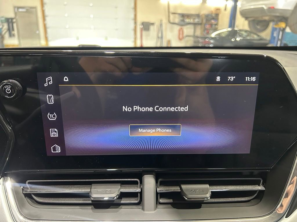 New 2026 Chevrolet Trax LT w/ Sunroof Package FWD image 27