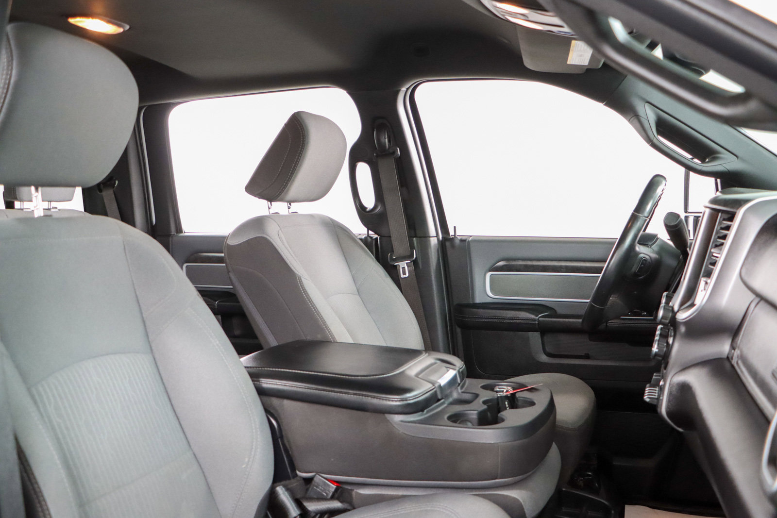 Used 2023 RAM 2500 Big Horn w/ Level 1 Equipment Group image 28