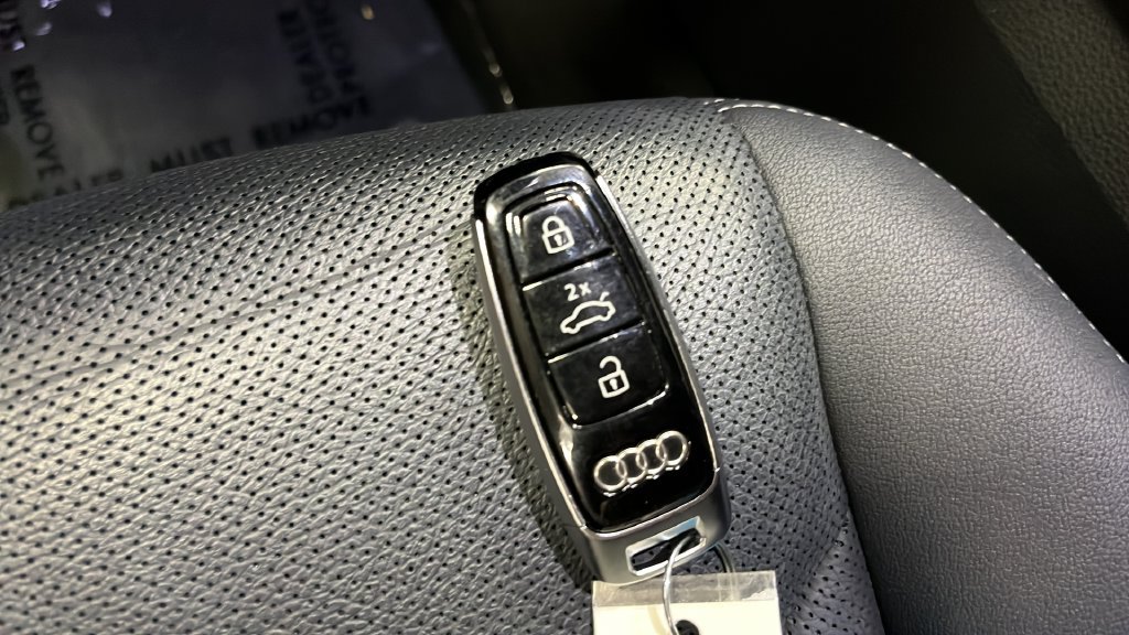 Used 2023 Audi Q8 Premium Plus w/ Premium Plus Package AWD/4WD image 41