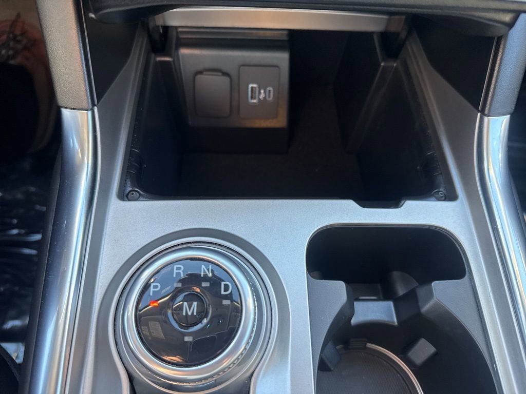 Used 2021 Ford Explorer Limited w/ Equipment Group 301A image 18