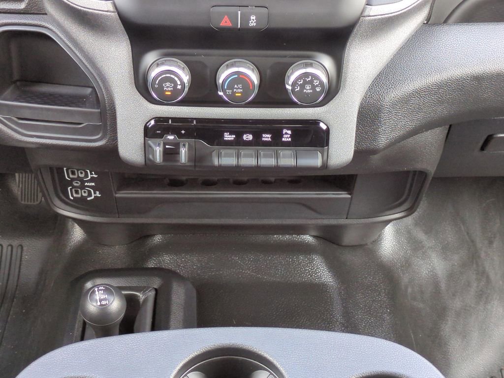 Used 2024 RAM 3500 Tradesman image 22