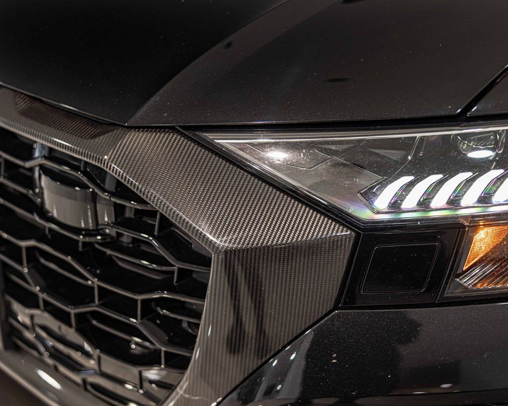 Used 2022 Audi RS Q8 w/ Carbon Optic Package AWD/4WD image 5