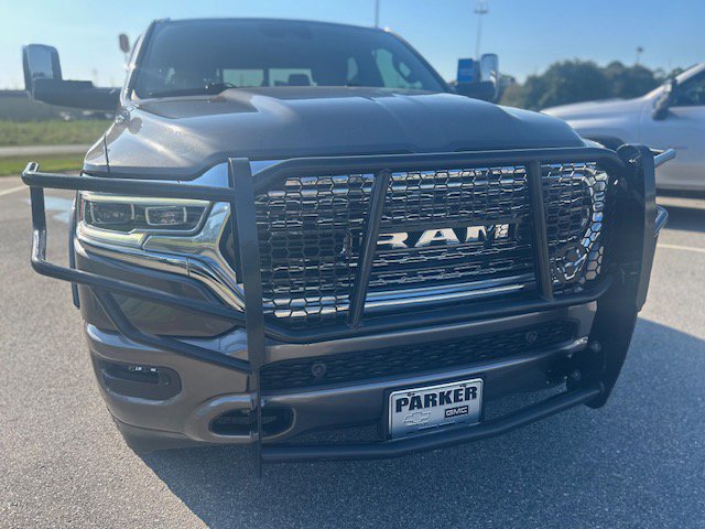 Used 2022 RAM 1500 Limited w/ Body Color Bumper Group image 2