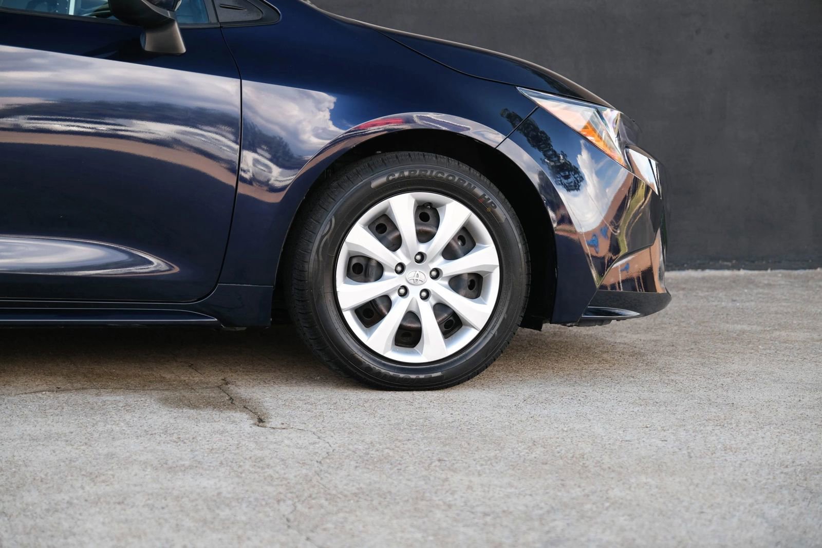 Used 2021 Toyota Corolla LE image 13