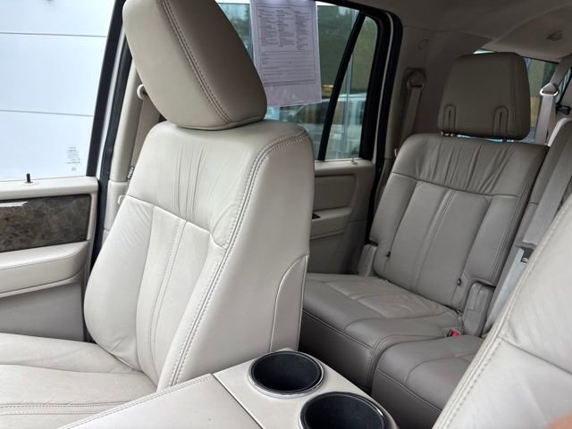 Used 2015 Lincoln Navigator L 2WD image 14