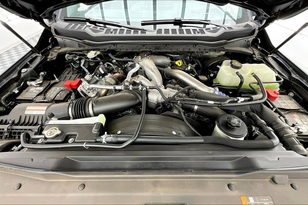 New 2025 Ford F250 Lariat w/ Lariat Ultimate Package image 12