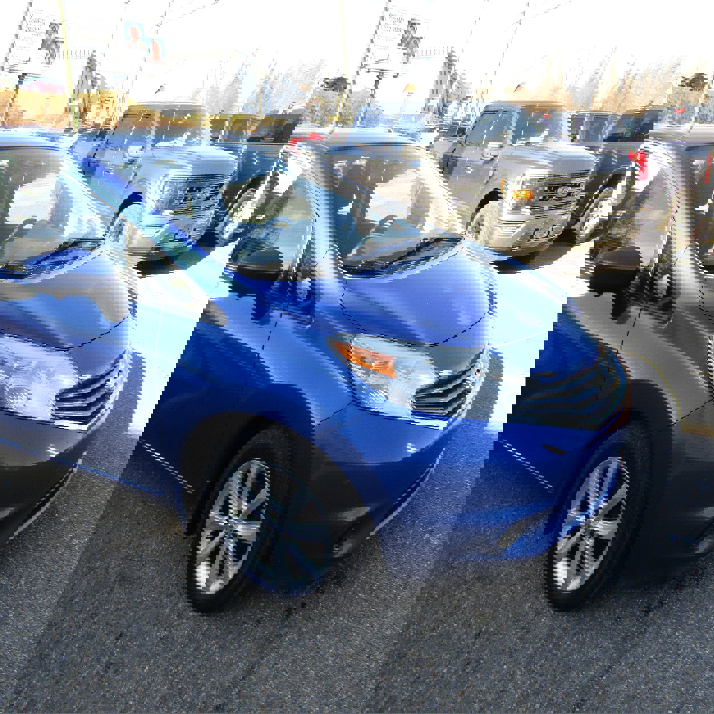 Used 2015 Nissan Versa Note SV w/ SL Tech Package image 17