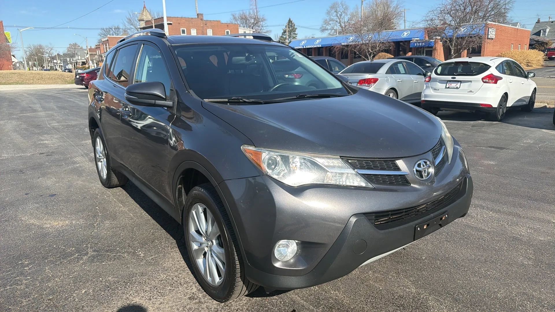 Used 2013 Toyota RAV4 Limited FWD image 3