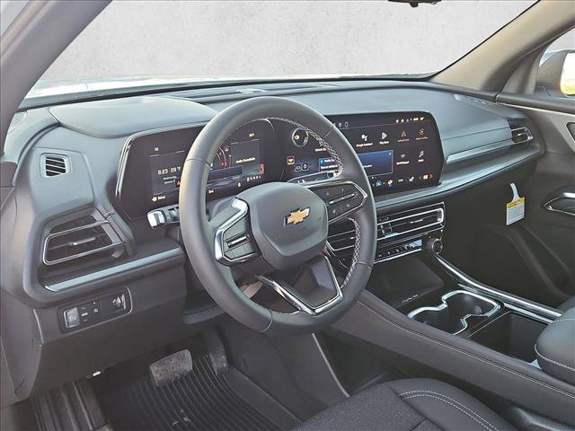 New 2026 Chevrolet Traverse LT w/ Sun and Wheel Package video 3