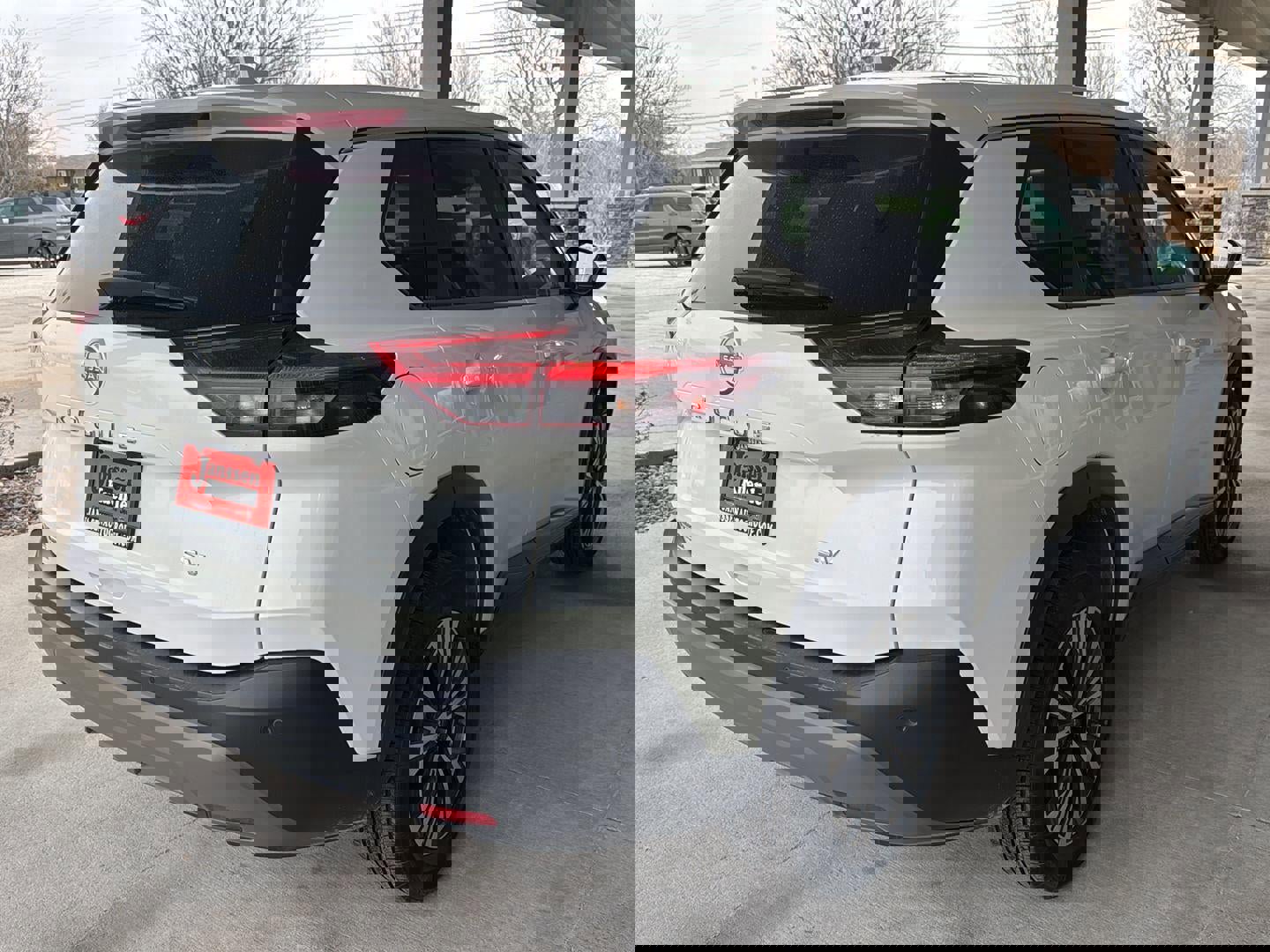 Used 2023 Nissan Rogue SV image 3