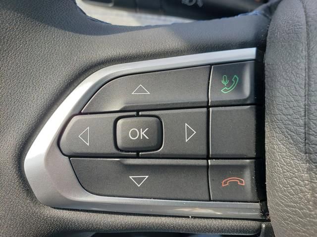 Used 2022 Jeep Compass Latitude image 25