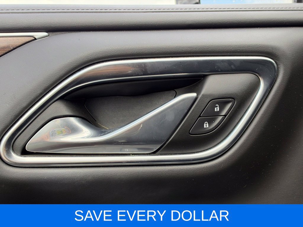 Used 2024 GMC Yukon SLE w/ LPO, Floor Liner Package RWD image 7