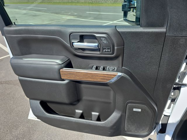 Used 2023 Chevrolet Silverado 2500 High Country w/ Z71 Off-Road Package image 27