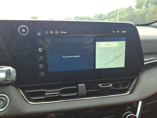 Used 2025 Chevrolet Equinox RS w/ Safety and Technology Package AWD/4WD image 17