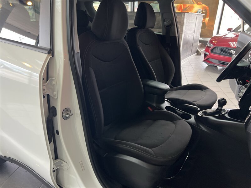 Used 2019 Kia Soul FWD image 23