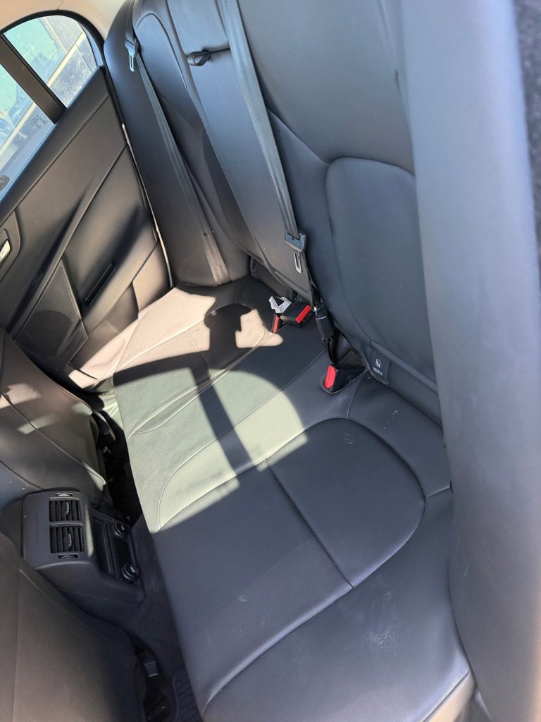 Used 2017 Jaguar XE Premium image 22