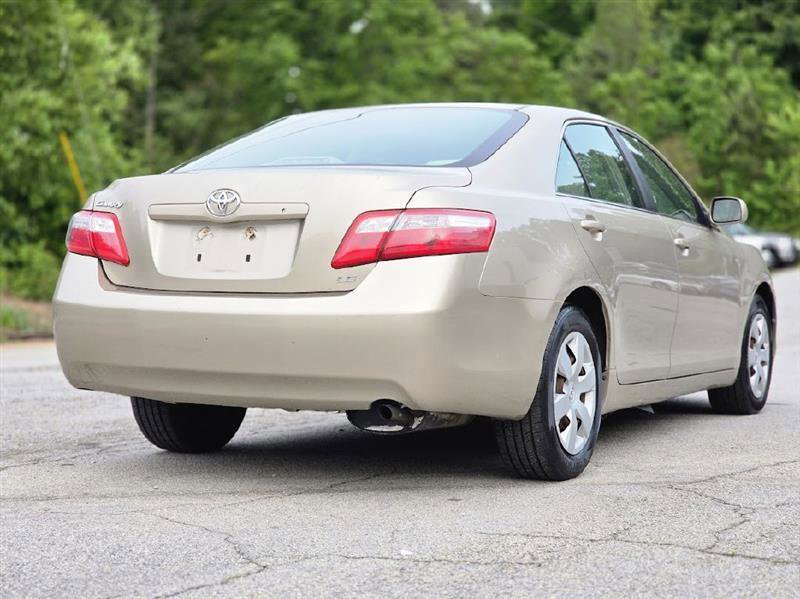 Used 2007 Toyota Camry XLE FWD image 8
