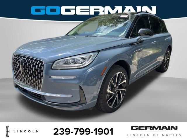 Used 2025 Lincoln Corsair Grand Touring image 1