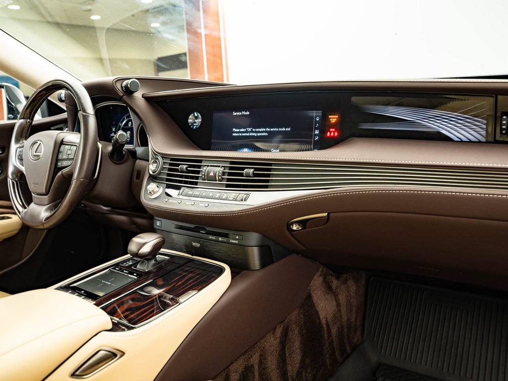 Used 2018 Lexus LS 500 AWD w/ Interior Upgrade Package image 52