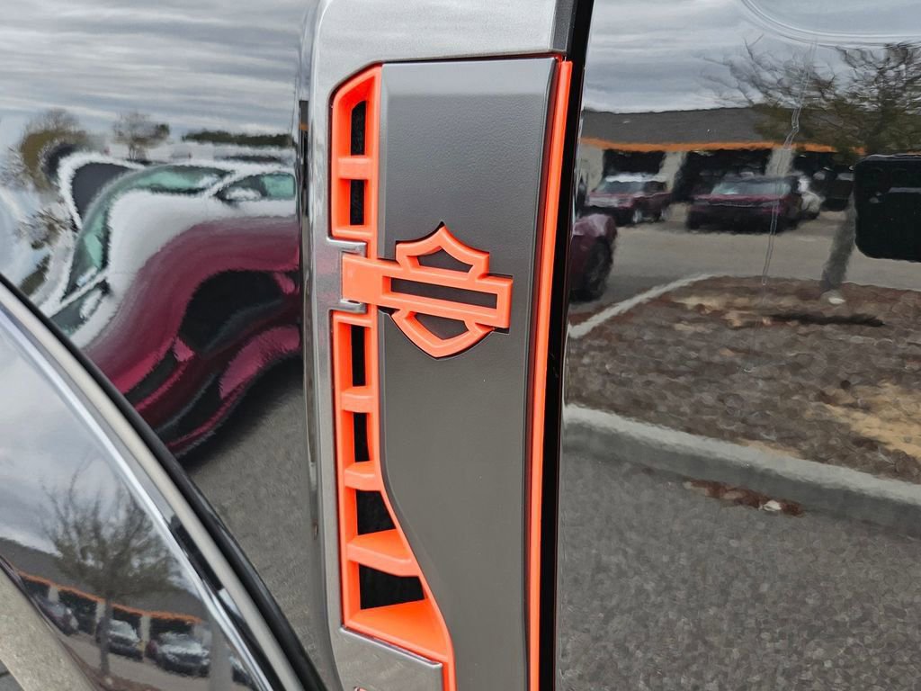 New 2026 Ford F250 Lariat w/ Black Appearance Package image 43