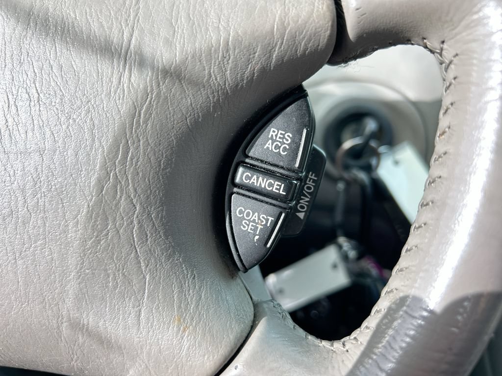 Used 2004 Toyota Avalon XL FWD image 17