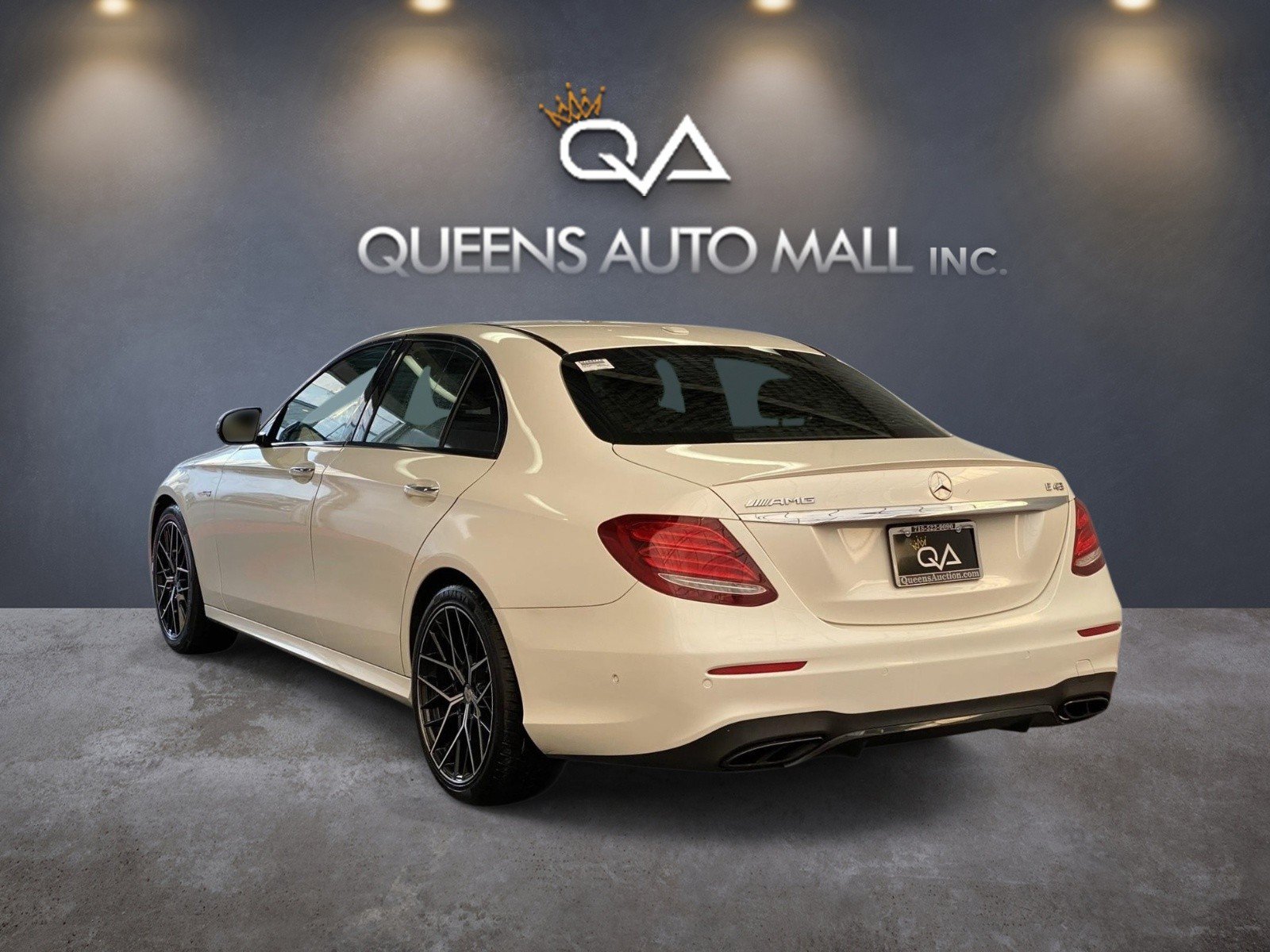 Used 2017 Mercedes-Benz E 43 AMG 4MATIC Sedan image 3