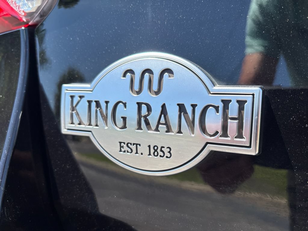 Used 2022 Ford Explorer King Ranch w/ Premium Technology Package AWD/4WD image 58