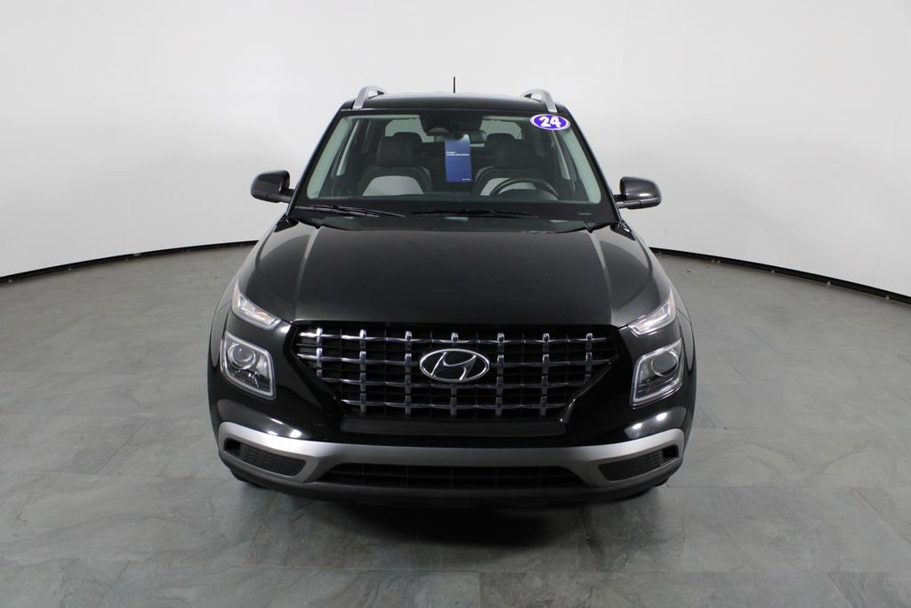 Certified 2024 Hyundai Venue SEL FWD image 14