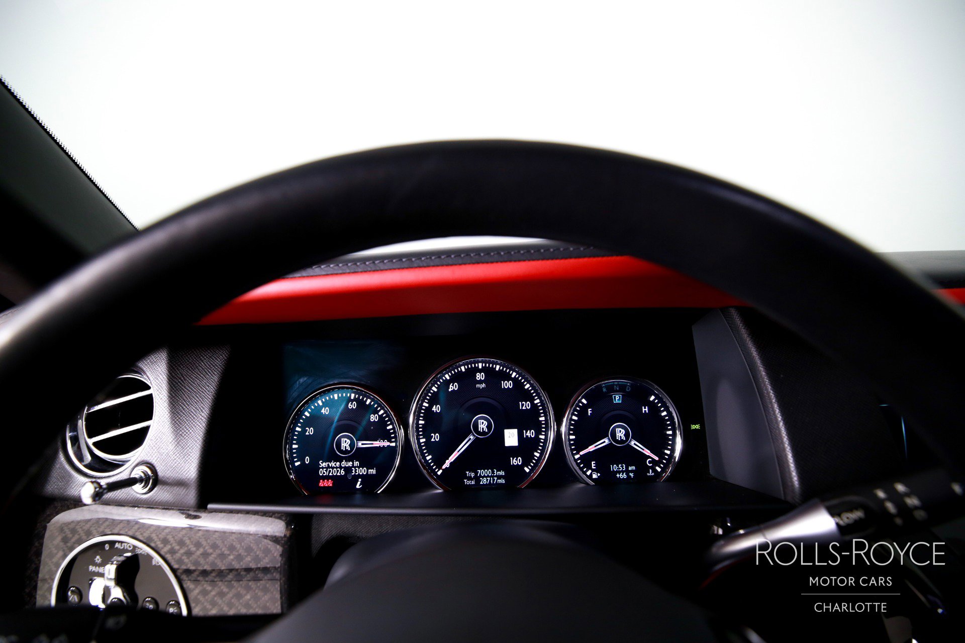 Used 2021 Rolls-Royce Cullinan Black Badge image 14
