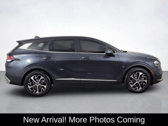 Used 2023 Kia Sportage EX image 2