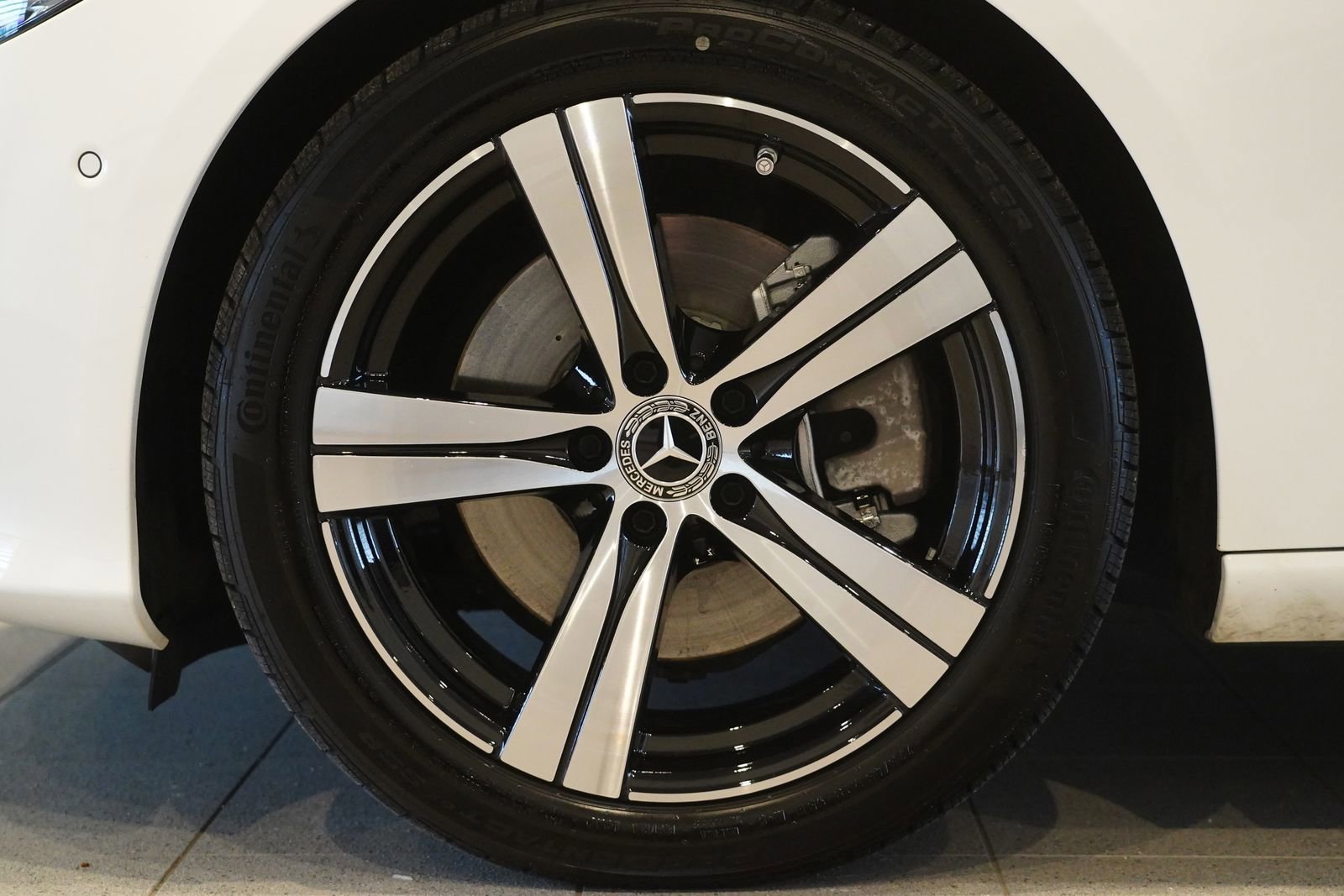 Used 2025 Mercedes-Benz C 300 4MATIC Sedan image 11