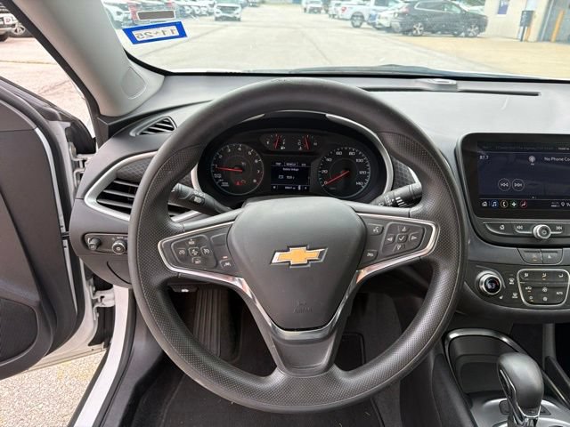 Used 2024 Chevrolet Malibu LT FWD image 23