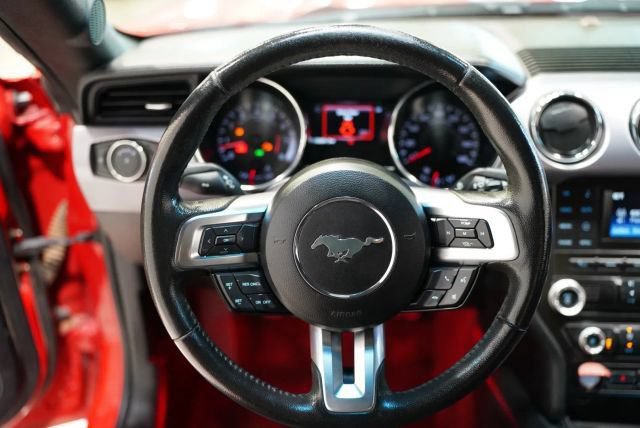 Used 2015 Ford Mustang GT RWD image 16