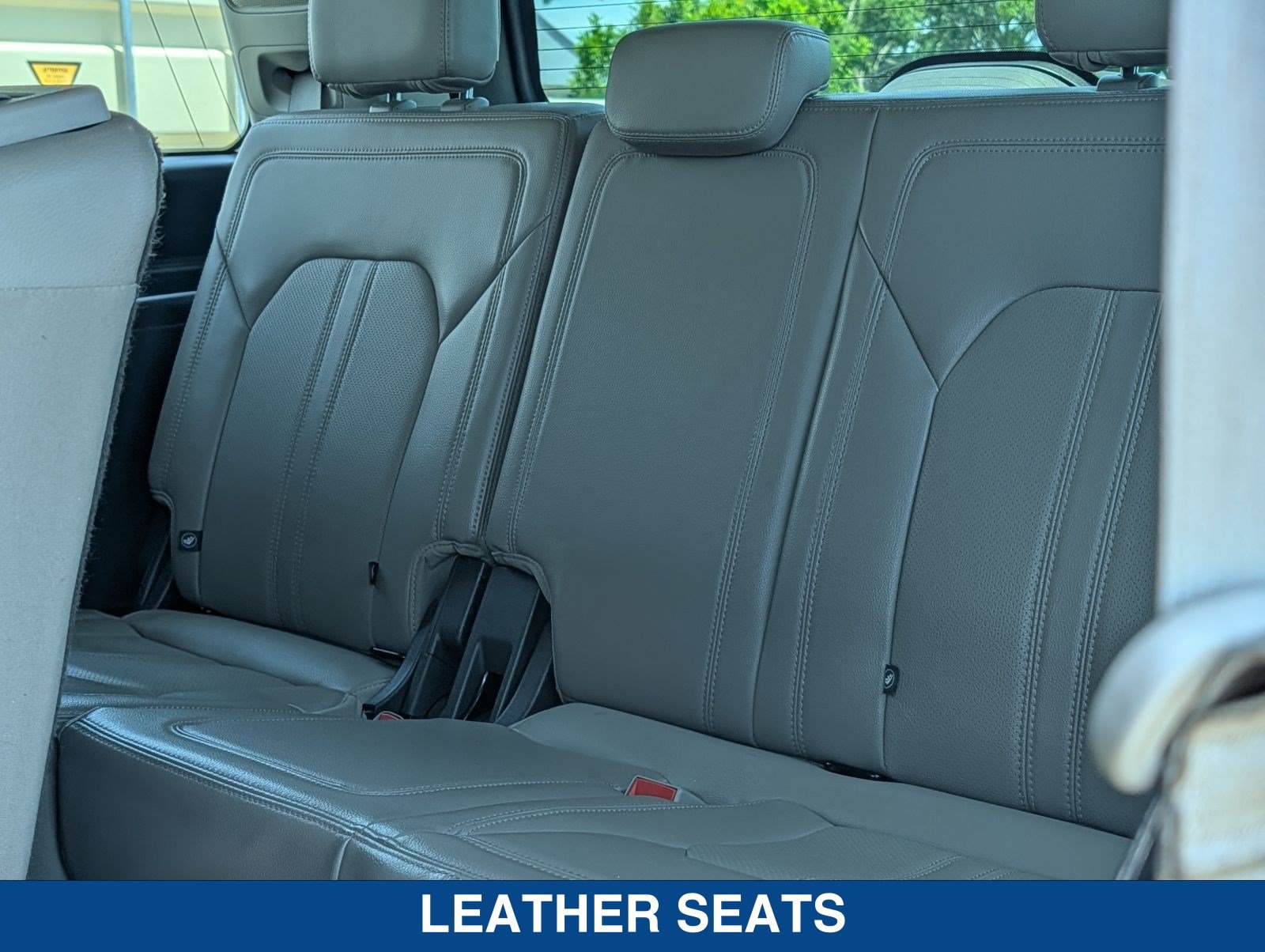 Used 2019 Ford Expedition Limited RWD image 16
