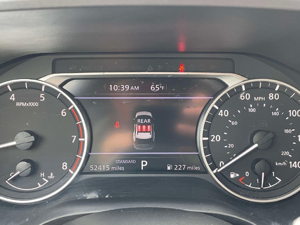 Used 2024 Nissan Rogue SV FWD image 24