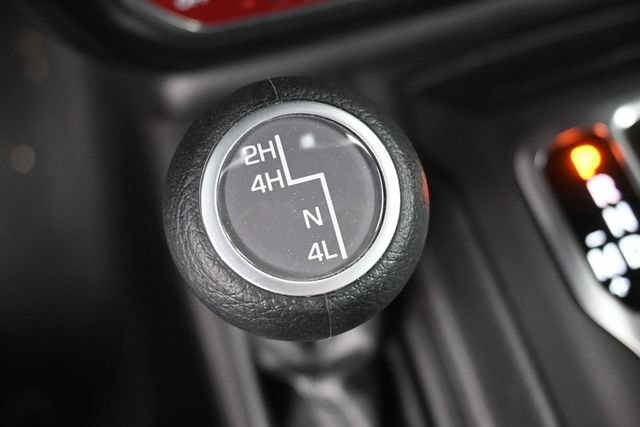 Used 2025 Jeep Wrangler Unlimited Rubicon AWD/4WD image 25