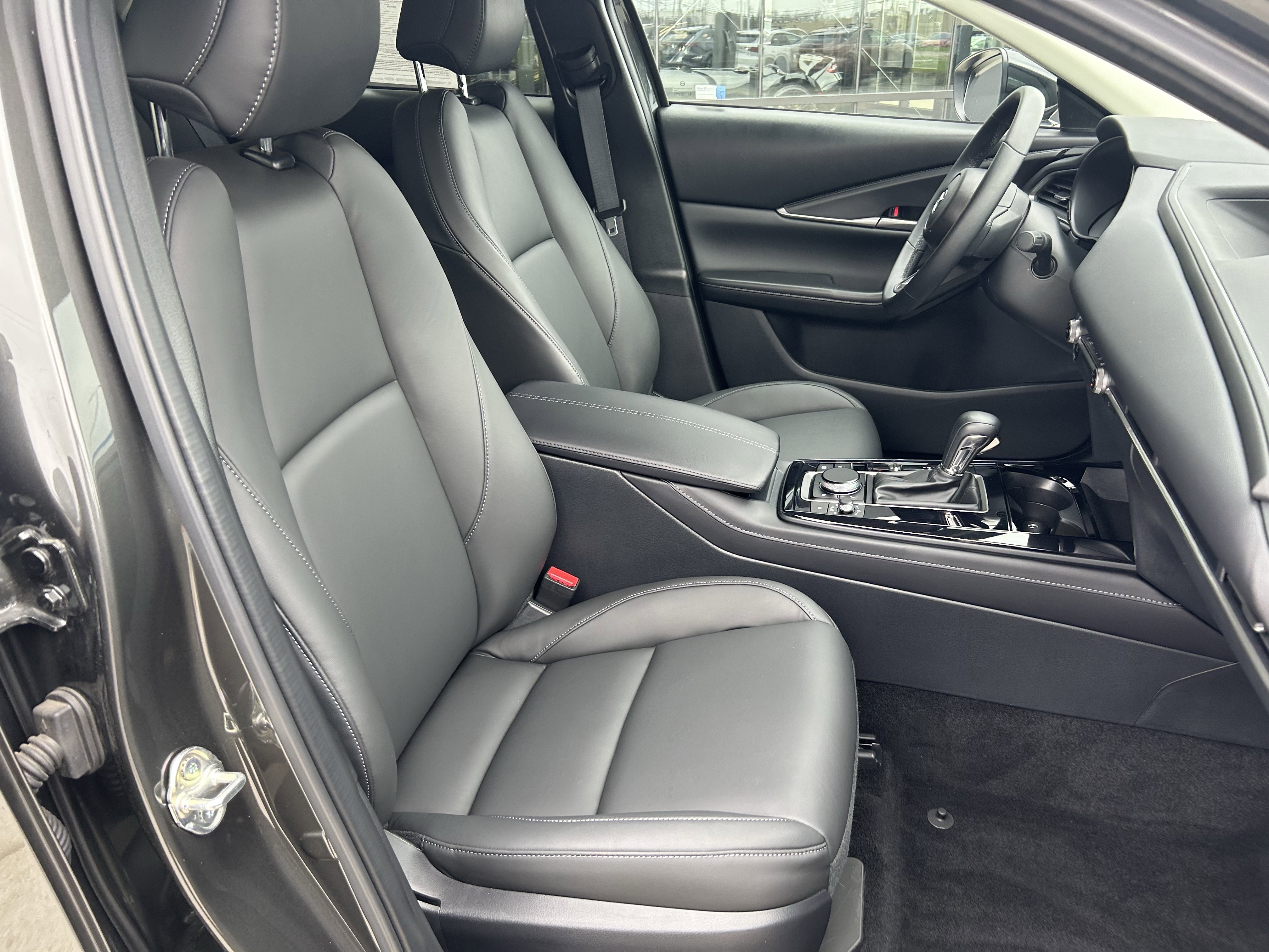 Certified 2025 MAZDA CX-30 AWD 2.5 S w/ Select Sport Pkg image 25