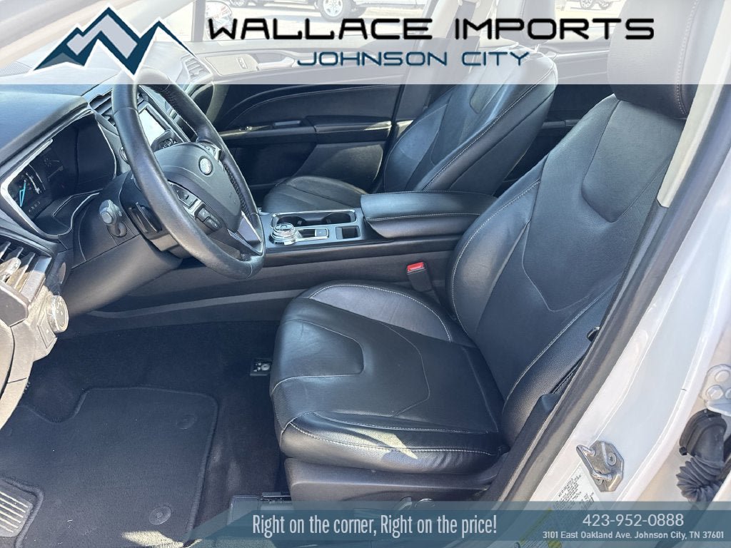Used 2020 Ford Fusion Titanium AWD/4WD image 14