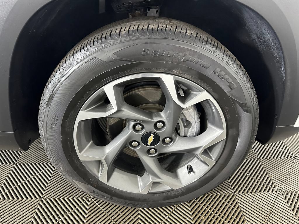 Used 2024 Chevrolet Trax LT FWD image 32