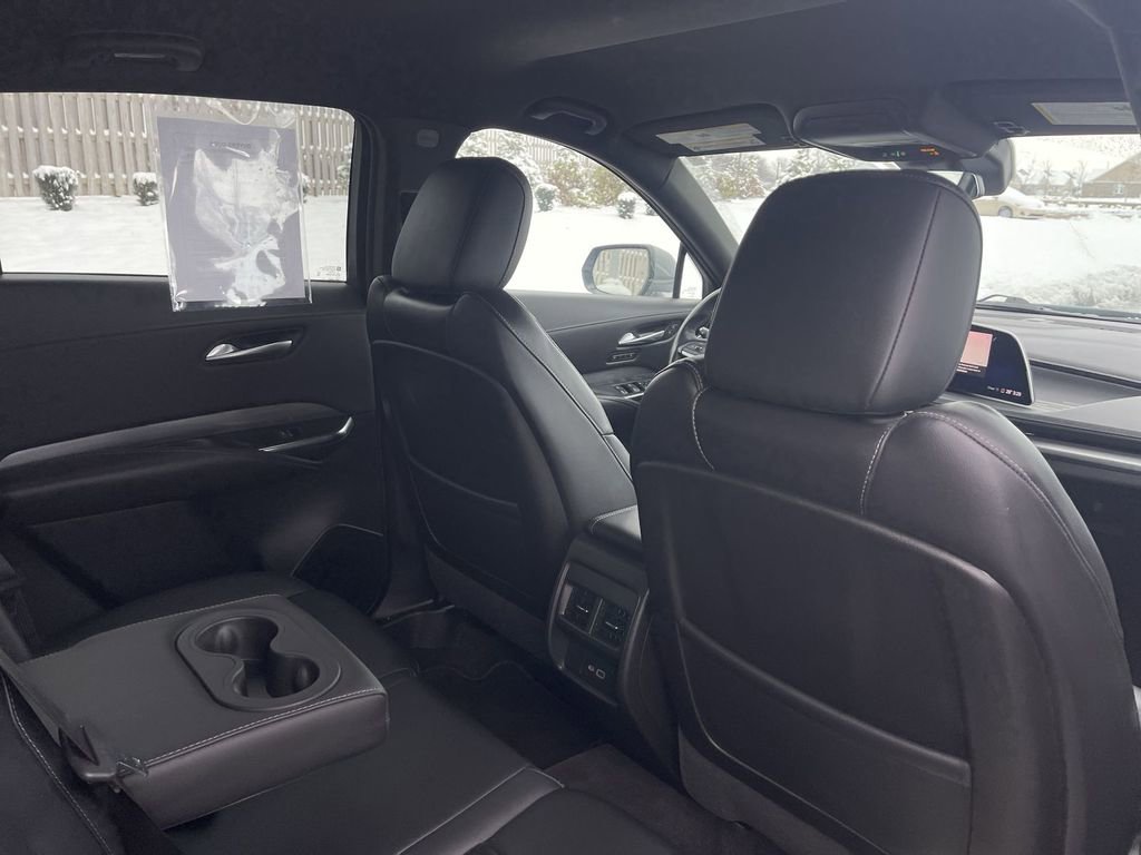 Certified 2024 Cadillac XT4 Premium Luxury image 37